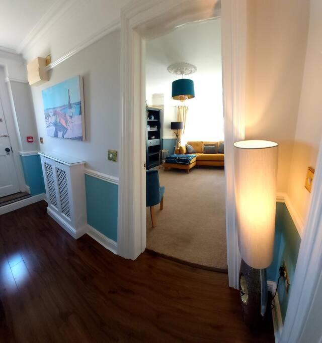 Beautifully Appointed, Period Seaside Apartment 福克斯通 外观 照片