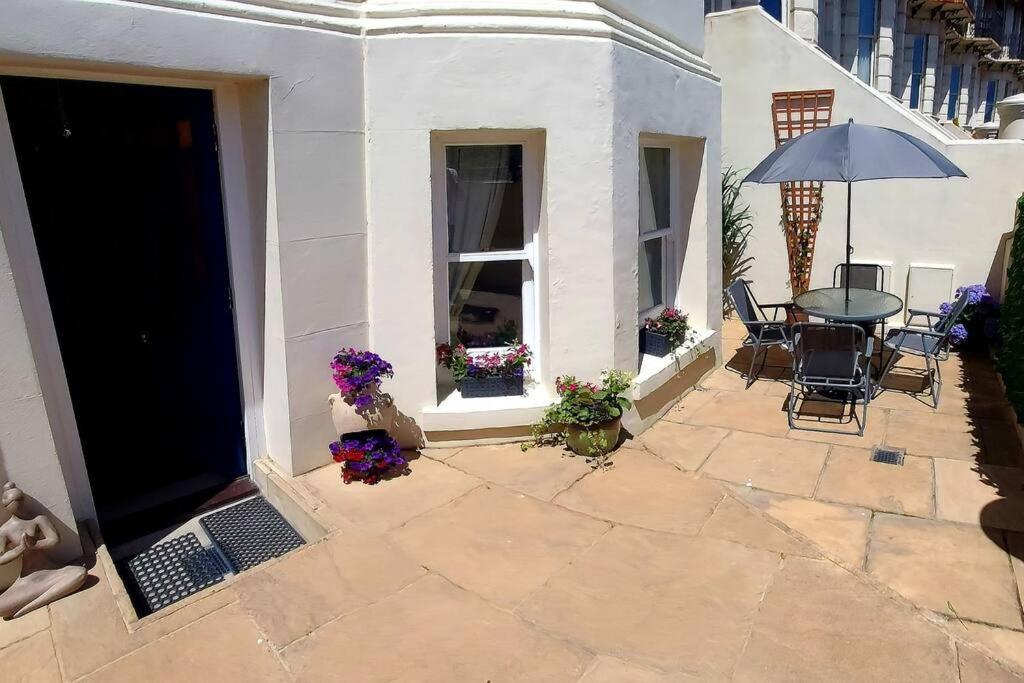 Beautifully Appointed, Period Seaside Apartment 福克斯通 外观 照片